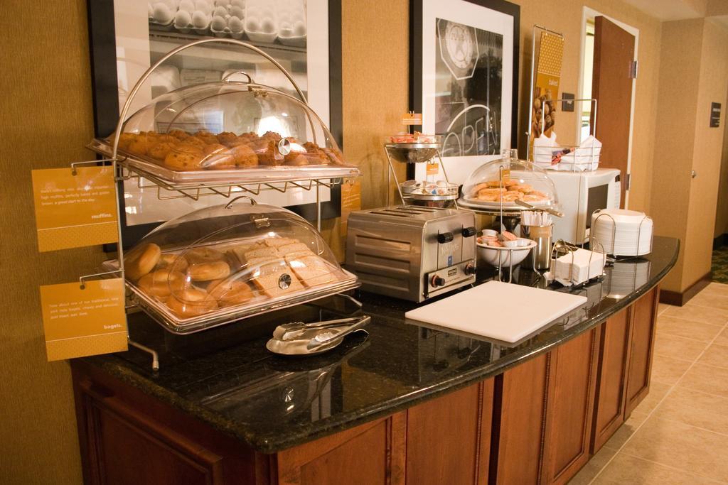 Hampton Inn & Suites Roseville Ngoại thất bức ảnh